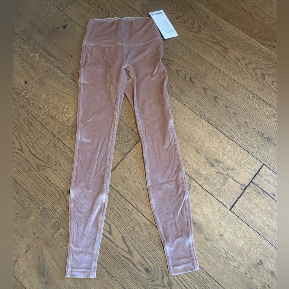 NWT limited edition velvet wunder tight